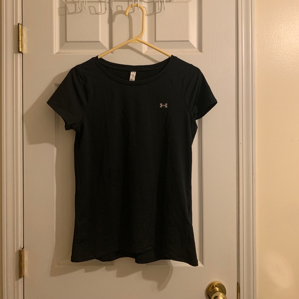 2/$30 🏋️‍♂️Under armor Black Tee/ Sport